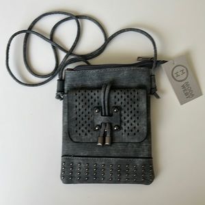 Mods West Crossbody with Outside pocket